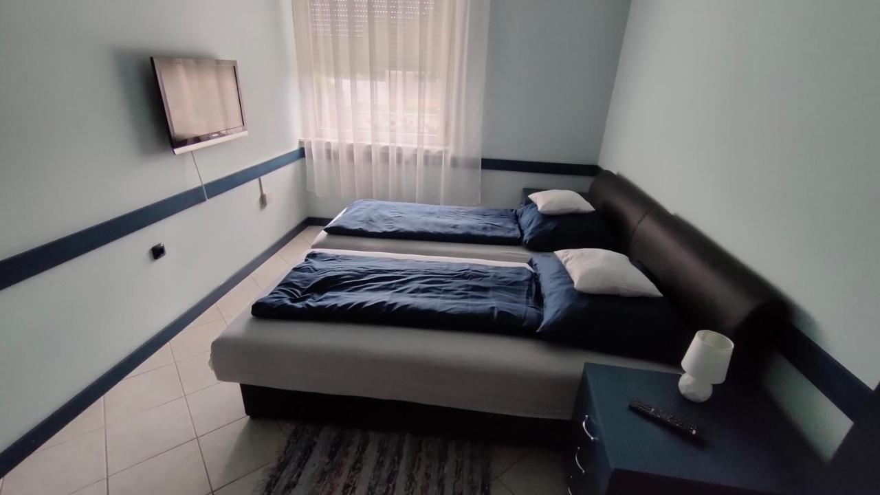 Nikolux Apartman Hajdúszoboszló Eksteriør bilde